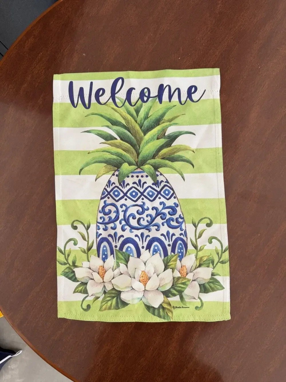Blue & White Pineapple Welcome Garden Flag